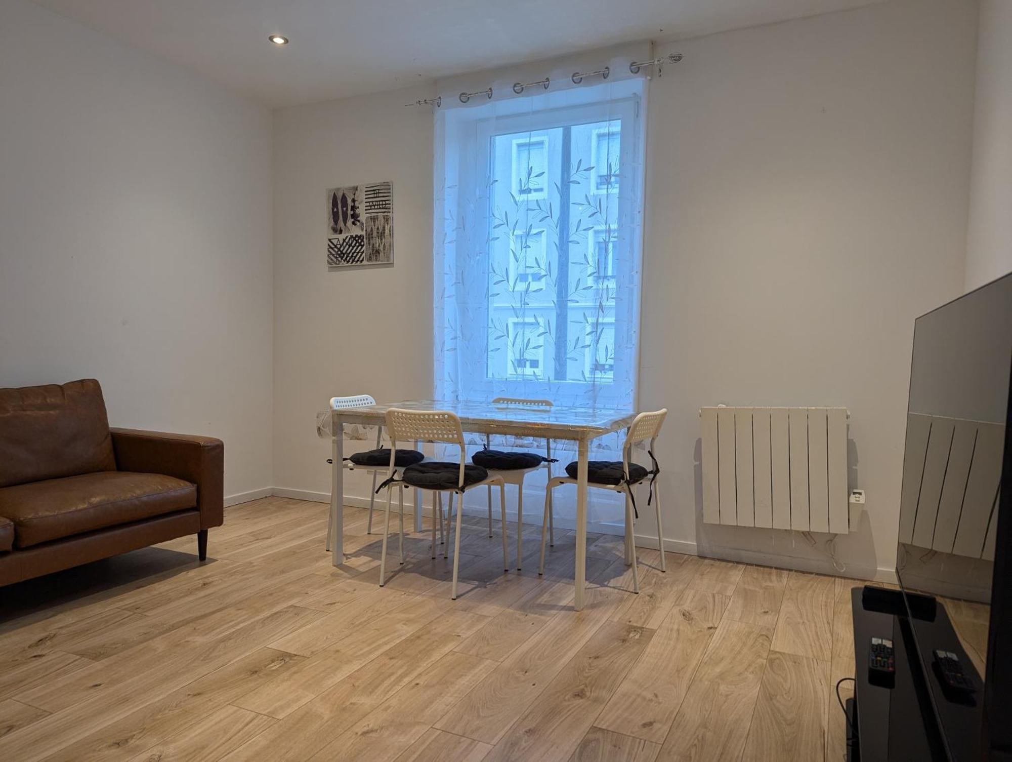 Le Vauban - Appartement 2 Chambres, Salon, Cuisine Equipee, Parking Et Wifi Gratuit Mulhouse Esterno foto