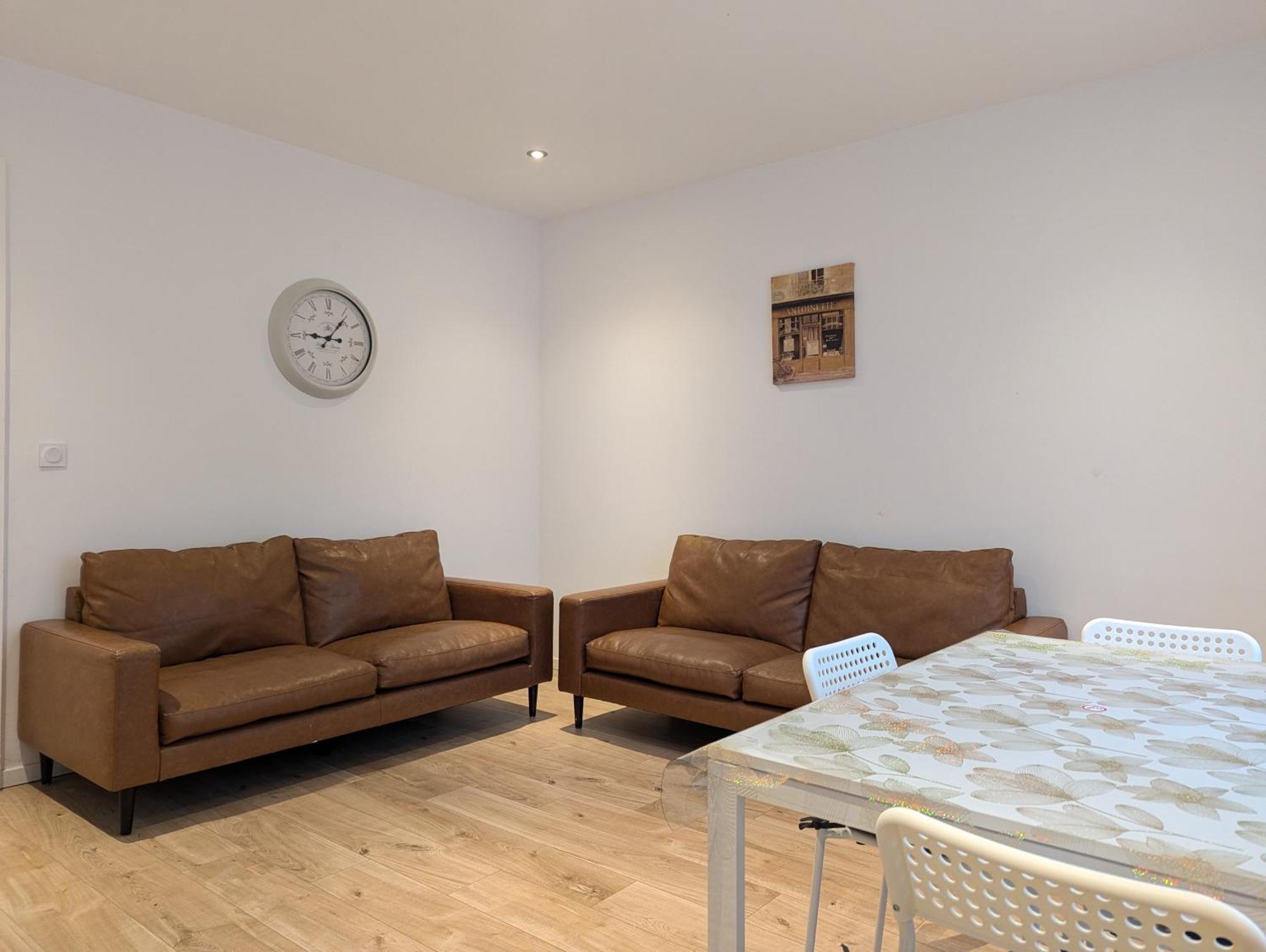 Le Vauban - Appartement 2 Chambres, Salon, Cuisine Equipee, Parking Et Wifi Gratuit Mulhouse Esterno foto